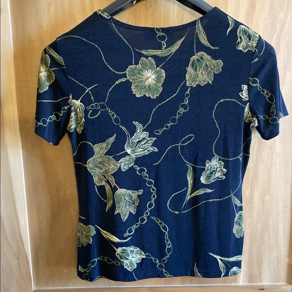 MUST GO Dark Floral Stretchy Vintage Tshirt 90s - Picture 4 of 10